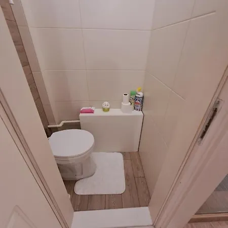 Cseri House Apartman * ديبريتْسين