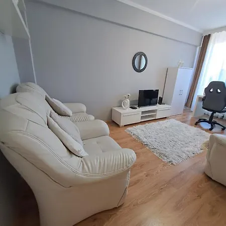 Cseri House Apartman ديبريتْسين