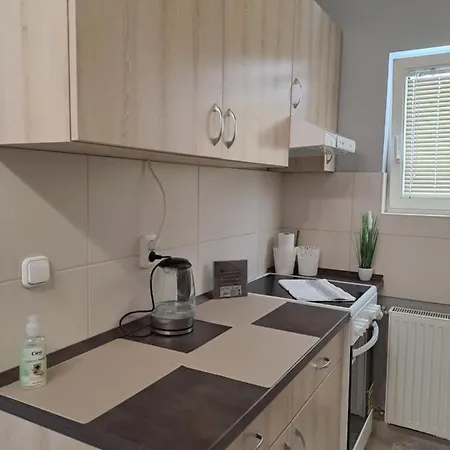 Cseri House Apartman شقة *