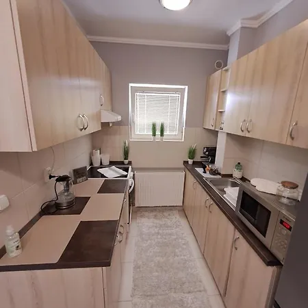 Cseri House Apartman